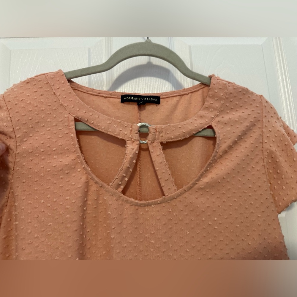 Peach Textured Top - Picture 2 of 6